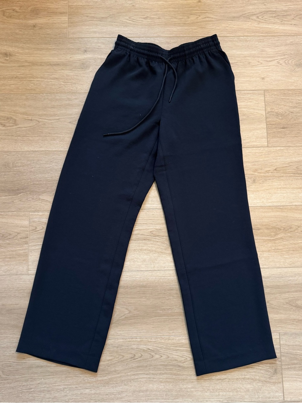 Aritzia Wilfred Black Wide Leg Pull-On Pants Size M